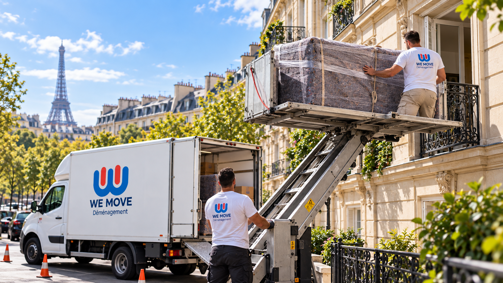 Location de monte-meubles avec technicien qualifié pour déménagement en étage à Paris
